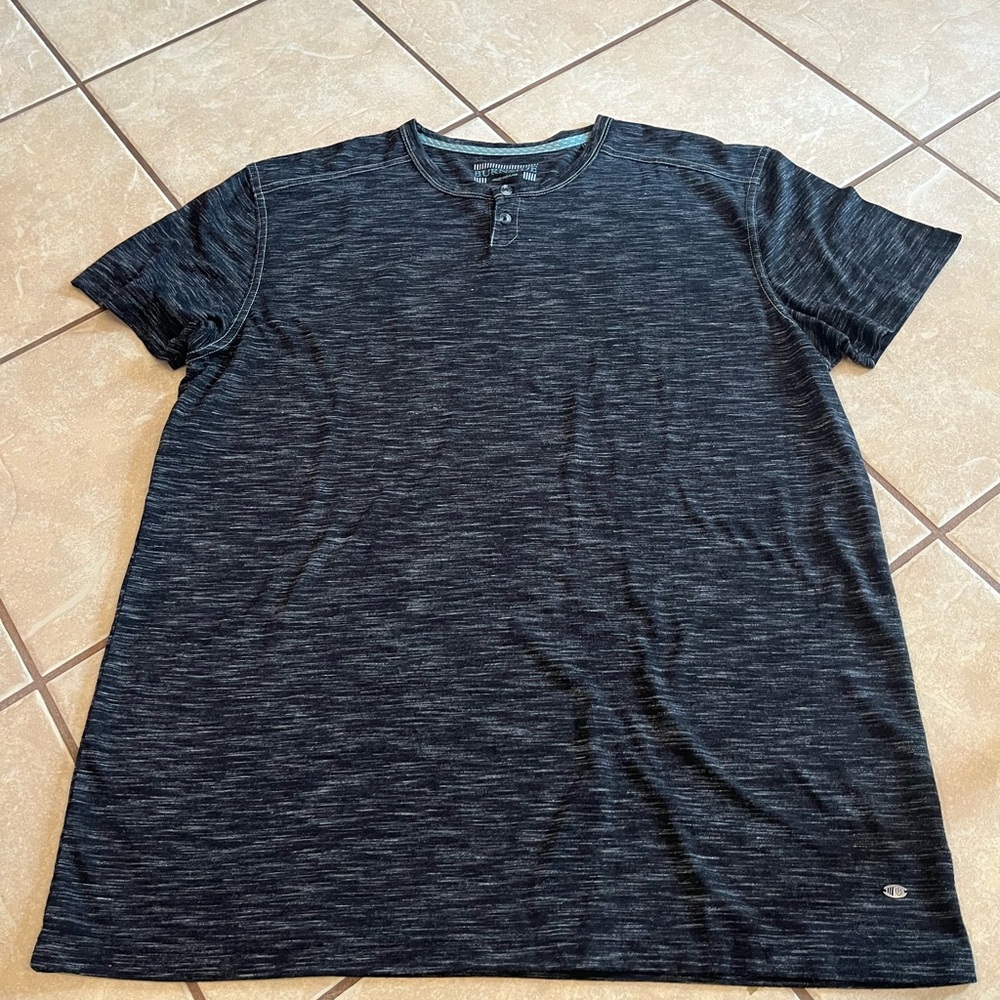 Burnside men’s short sleeve shirt size XL